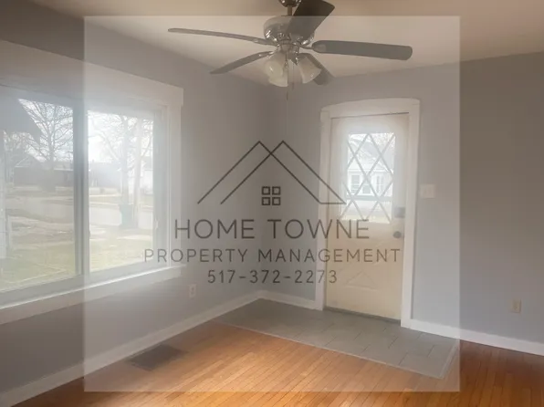 724 Cawood St, Lansing, MI 48915