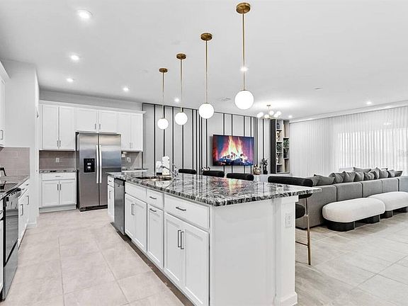 3rd image of 9179 BREEZE MIST TERRACE