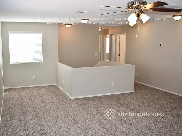 186 N 224th Ln — Photo 6