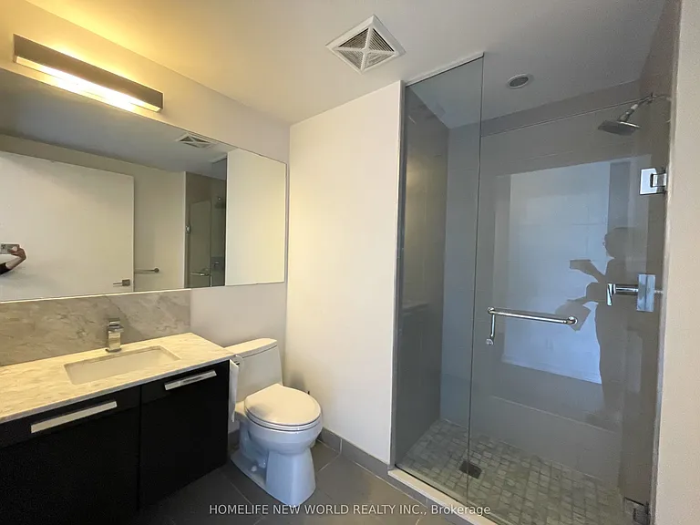 28 Wellesley St E #907 — Photo 11