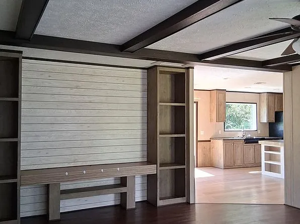 358 Cascio Taormina Rd, Seminary, MS 39479