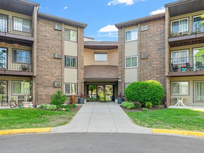 3425 Golfview Dr APT 308, Eagan, MN, 55123