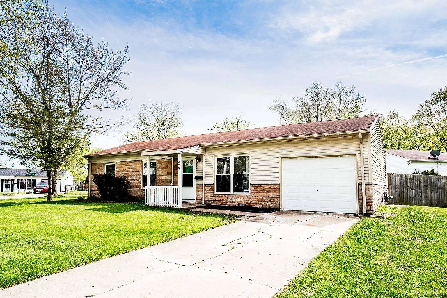4201 Andover Dr photo 1