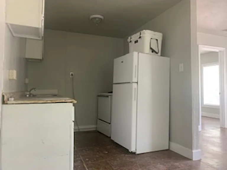 807 Bowie St #B — Photo 6