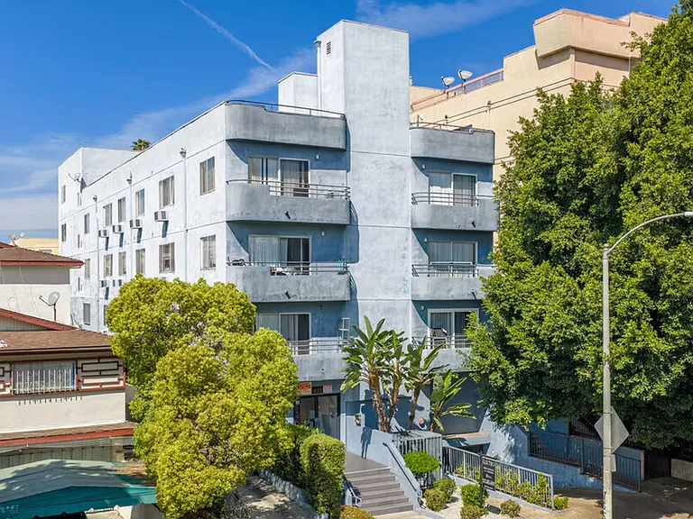 Electro Apartments - WSP 833 Berendo LLC — Photo 6