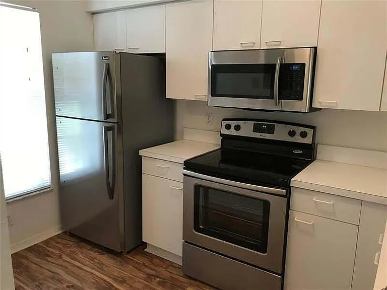 11010 Conch Ct — Photo 4
