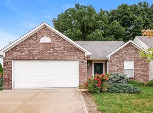 2033 Sotheby Ln, Indianapolis, IN 46239