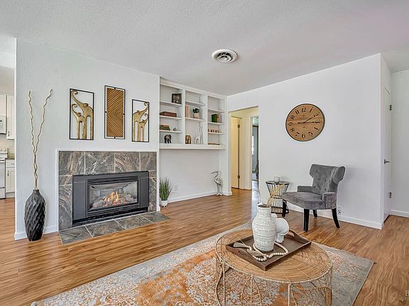 4th image of 5204 El Mercado Parkway