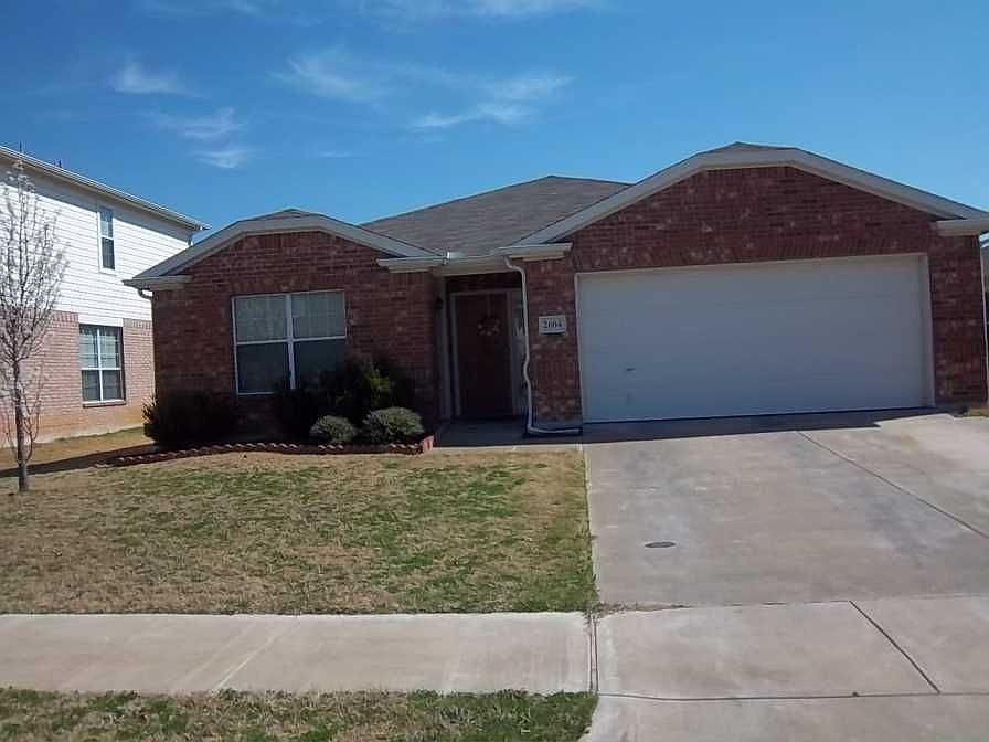 1st image of 2604 Prospect Hill Dr