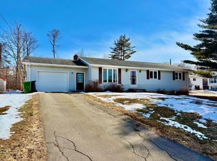 649 Queen St, Charlottetown, PE C1A 9C8