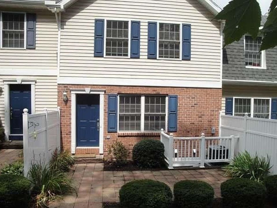 1st image of 646 Oakwood Ave #721