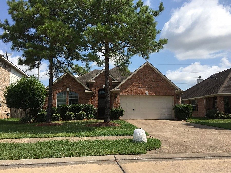 1st image of 11415 Easton Springs Dr