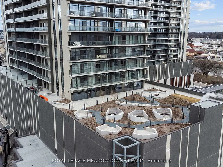 15 Glebe St E #1304 — Photo 29
