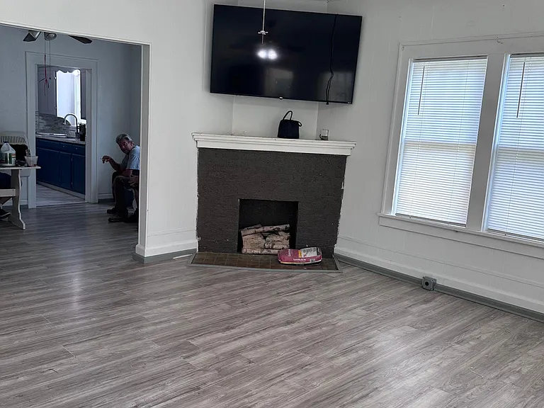 904 S Cherry St — Photo 8