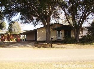 865 Louisiana Ave, Ville Platte, LA 70586