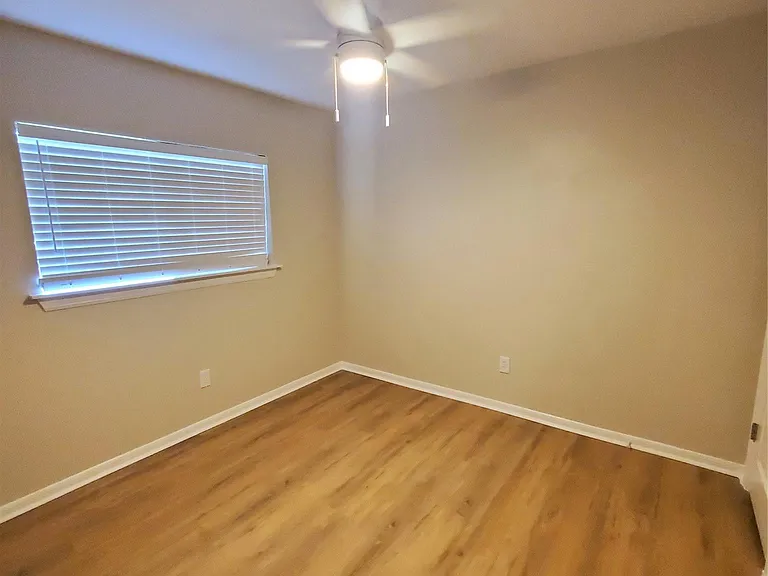 2514 Windswept Dr — Photo 32