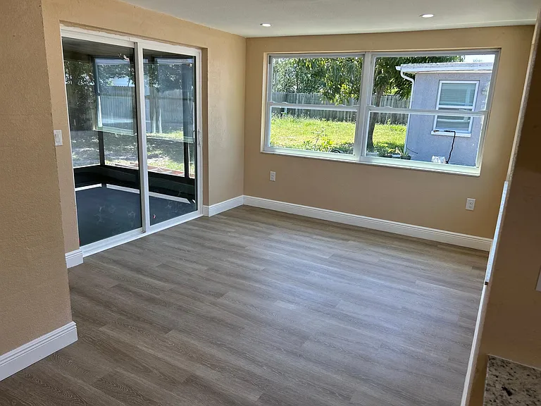 5328 Mac Arthur Ave — Photo 14