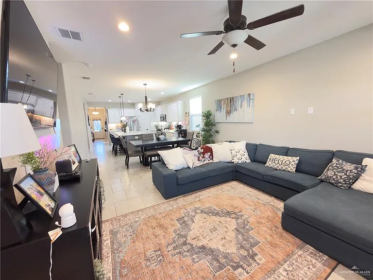3304 Harvard Ave — Photo 6