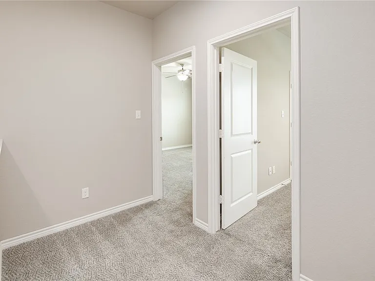 3433 Summerway Dr — Photo 18