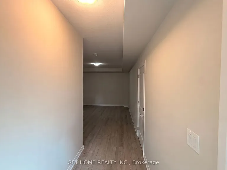 696 Benninger Dr — Photo 14