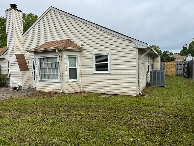 3069 Barberry Ln — Photo 17