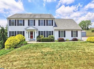 48 Dogwood Dr, Bernville, PA 19506