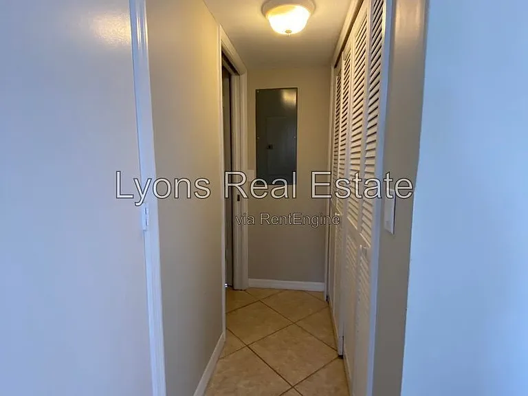 17407 Ellie Dr — Photo 10