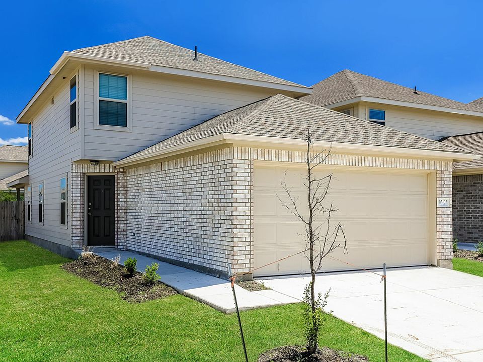 1st image of 10402 Clearwater Way