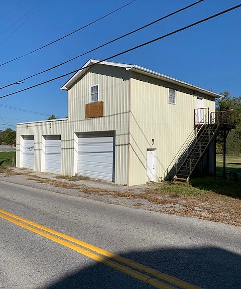 1910 Union Valley Rd — Photo 4