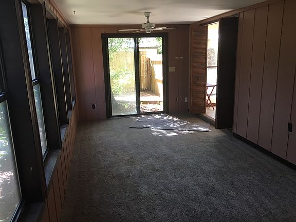 4th image of 1488 Classic Oak Ct