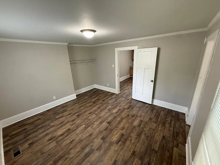 421 Carolina Ave — Photo 15