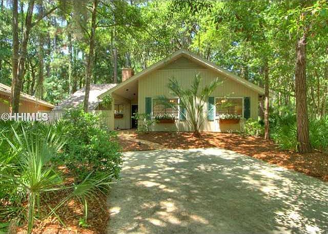 1st image of 17 Hollyberry Ln