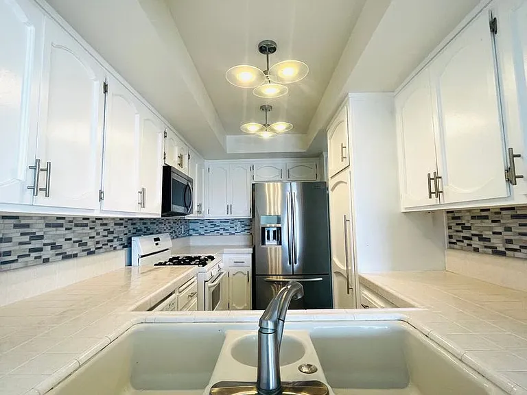 842 Casmalia Ln — Photo 9