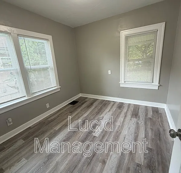 1106 Euclid Ave #1 — Photo 11