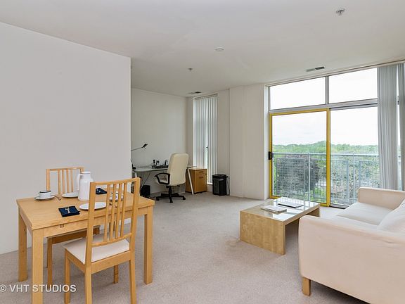 3rd image of 1236 Chicago Ave APT 706B