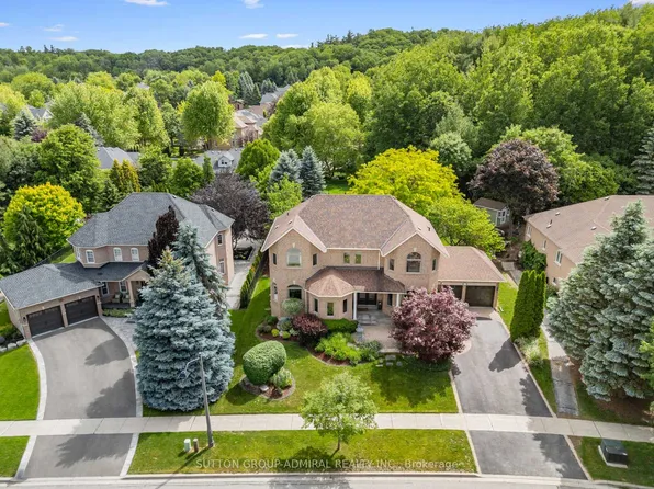 37 Nevada Cres, Vaughan, ON L6A 2V5