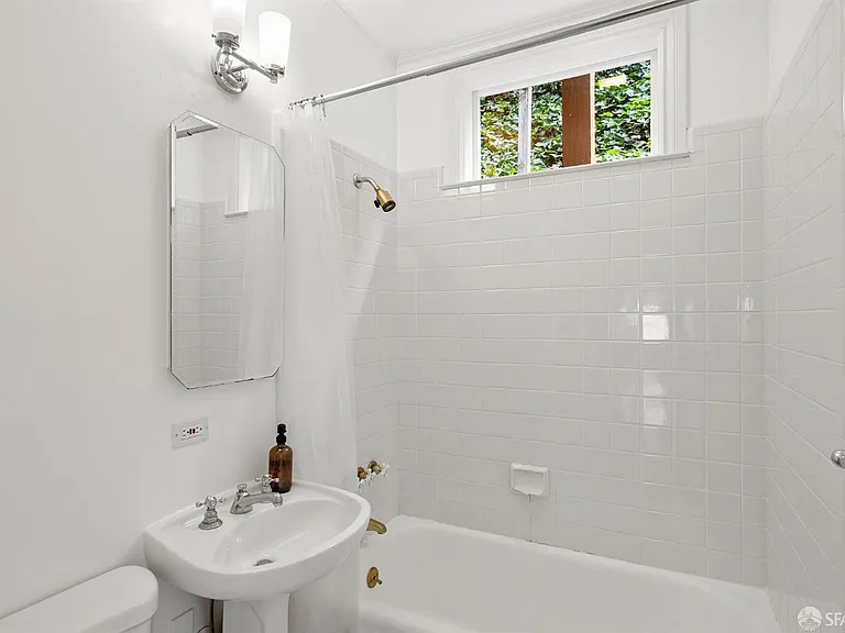 1265 Stanyan St — Photo 30