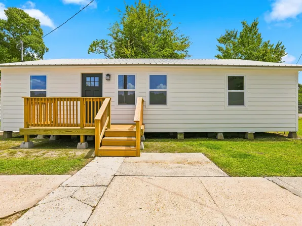 210 Leona St, Morgan City, LA 70380