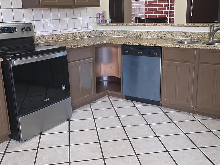 19410 Westhaven Dr — Photo 11