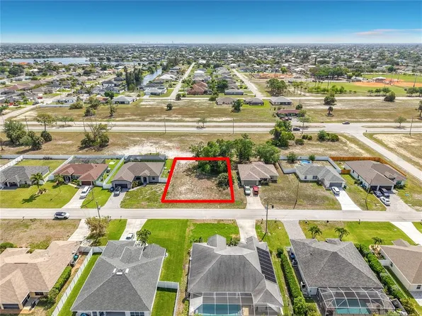 1305 SW 8th Pl Lot 7, Cape Coral, FL 33991