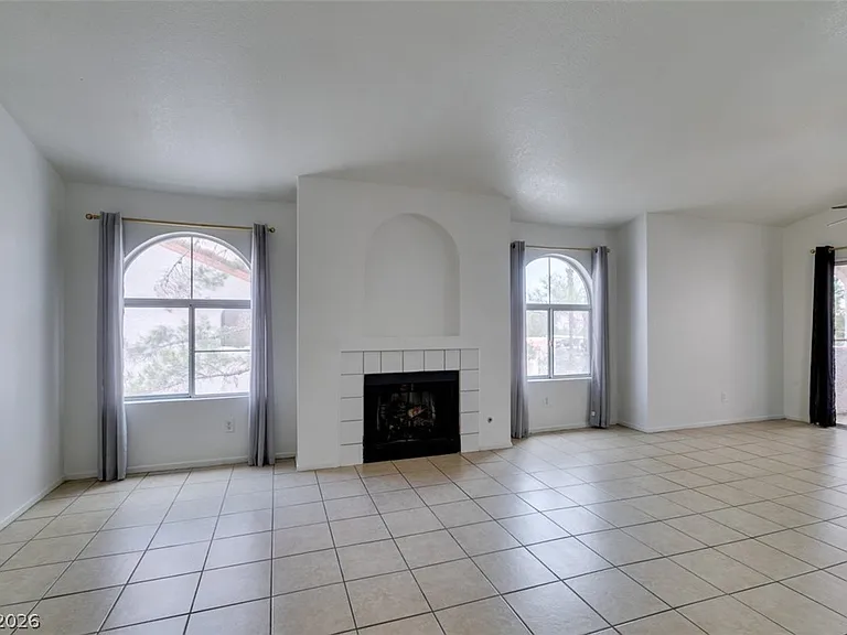 7570 W Flamingo Rd #252 — Photo 6