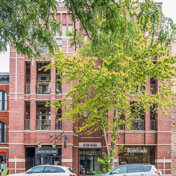 1st image of 838 W Armitage Ave APT 3E