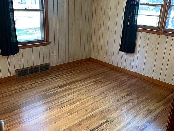 4th image of 1145 N 41st St