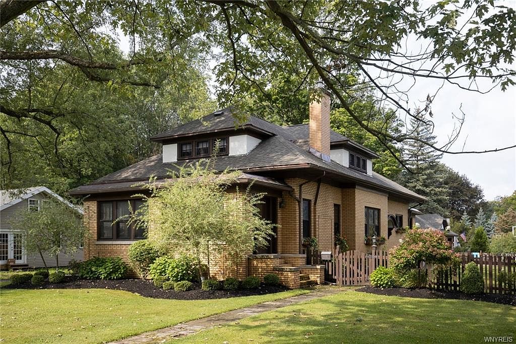 ❀ＮＹ❀ 4462 S Buffalo St, Orchard Park, NY 14127 | Zillow