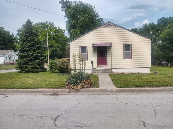 446 S Grant Ave, Marshall, MO 65340