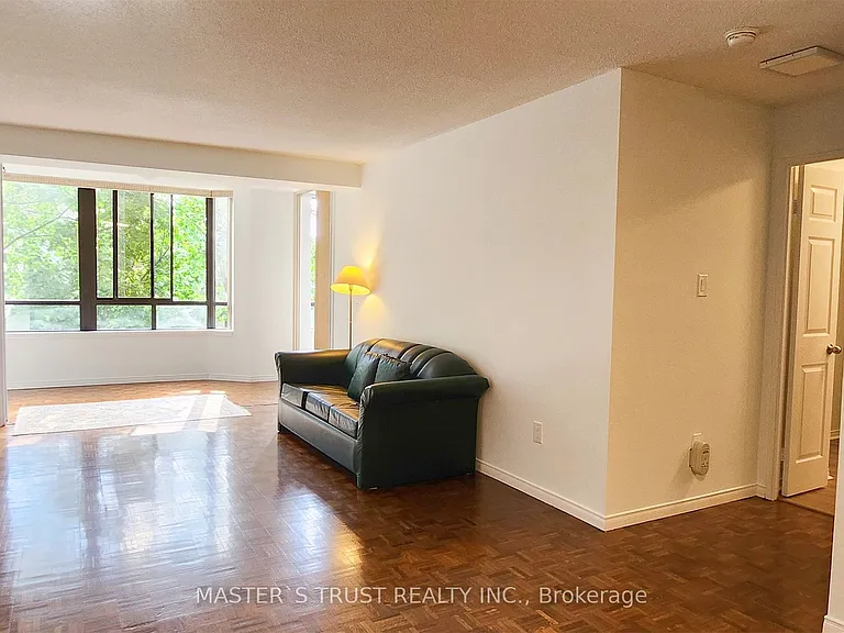 195 Saint Patrick St #404B — Photo 15