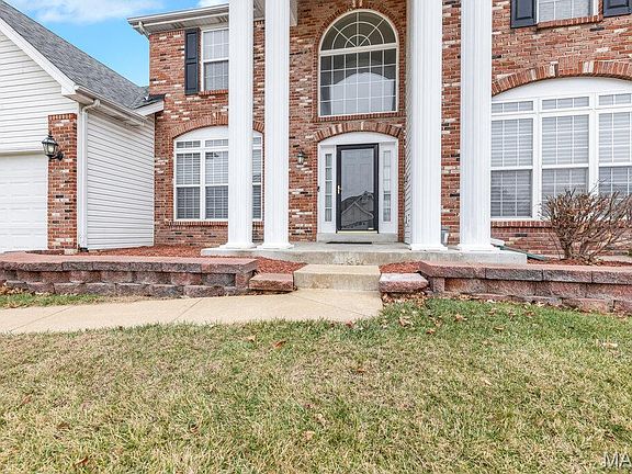 5th image of 638 Knollshire Way