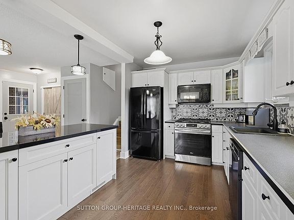 5th image of 20 Strathy Rd