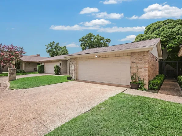 11125 Pinehurst Dr APT C, Austin, TX 78747