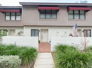 808 Oak Park Pl, Brandon, FL 33511
